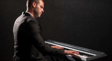 Our Piano lessons include basic techniques like hand posture, finger placement, and understanding how to produce sound on the piano. We teach our students to interpret musical notation, including notes, rhythms, and dynamics. Students also get to learn how to play with both hands simultaneously, which is essential for more complex music pieces.
